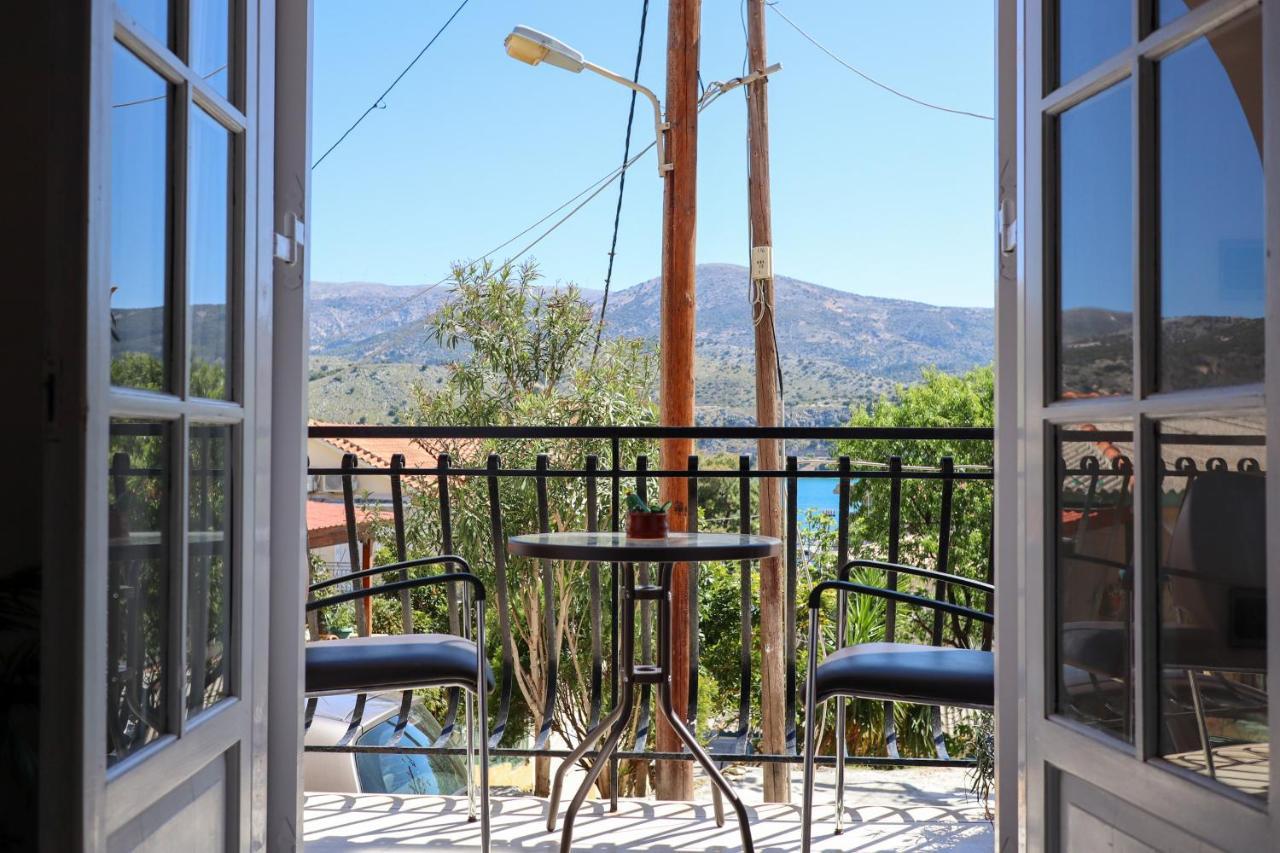 Helena Apartment Argostoli ภายนอก รูปภาพ